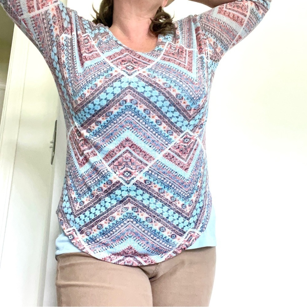 Absolutely Famous Crew Neck 3/4 Sleeve Lightweight Knit To…